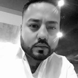 Meet your Posher, Jonathan